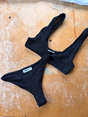 NWOT Eva Youswim Black standard cheeky bikini